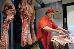 La exportación de carne es récord pero el consumo interno sigue en un piso histórico