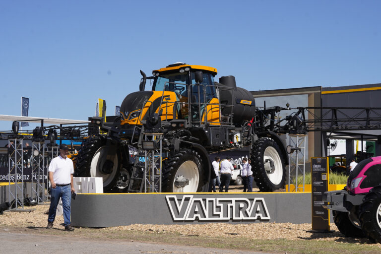 Día de la Maquinaria Agrícola: Innovación constante para el crecimiento del campo